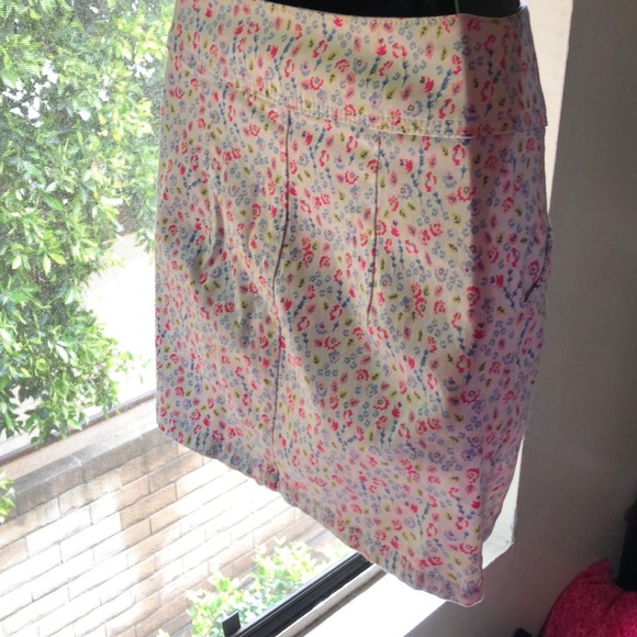 H&M Floral Zip Up Skirt 🌸 - Picture 6 of 8